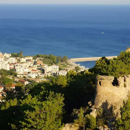 House - Traditional Stone House Close To The Beach * Filiatra